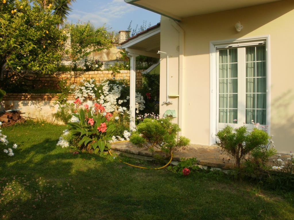 Triantis Apartments Lygia  Oda fotoğraf